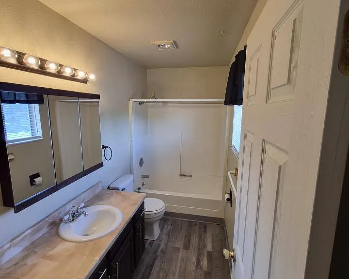 3285 Canyon Dr #6 — Photo 10
