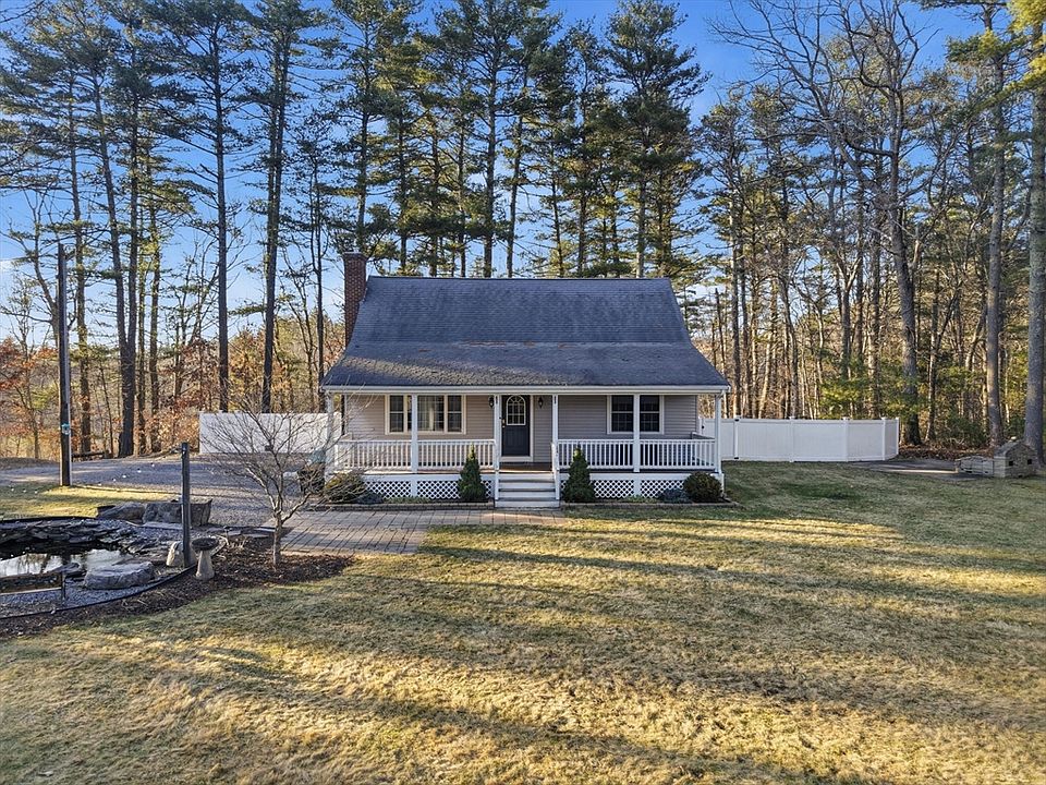 1st image of 17 Meadowbrook Ln