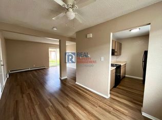 4340 Loomis Ave APT B, Colorado Springs, CO 80906