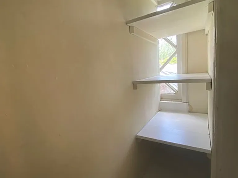 127 S Harden Street — Photo 17