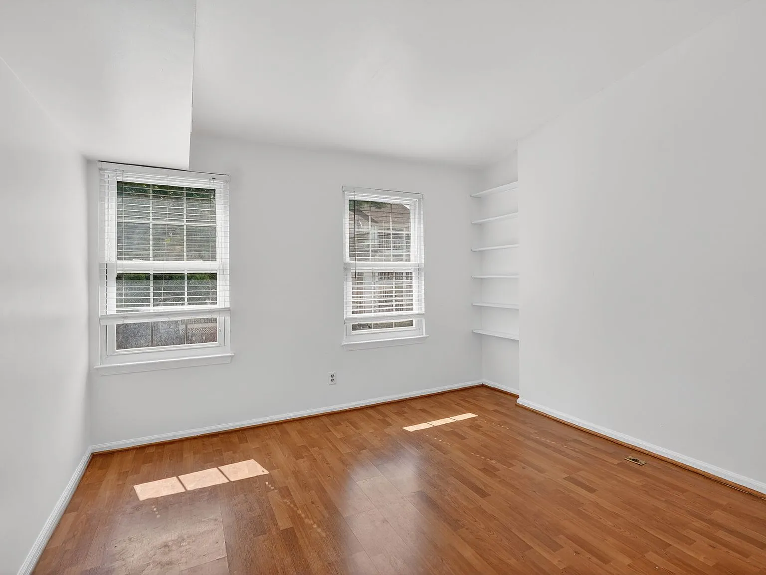 15 Pickering Court #201 - 1 — Photo 4