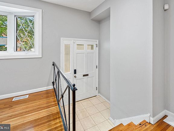 5th image of 1239 Lake Shore Dr