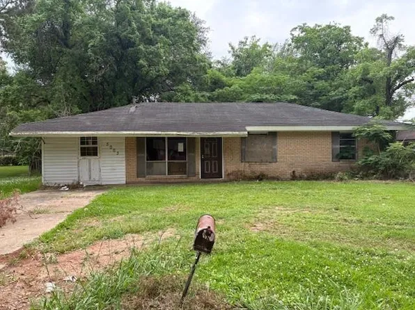 5003 Donald Dr, Alexandria, LA 71302