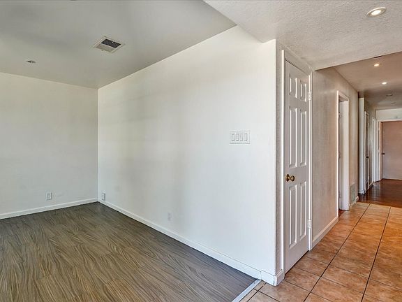 5th image of 1678 Westhaven Dr