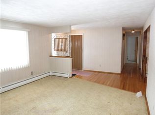 42 Peppermint Dr, Rochester, NY 14615