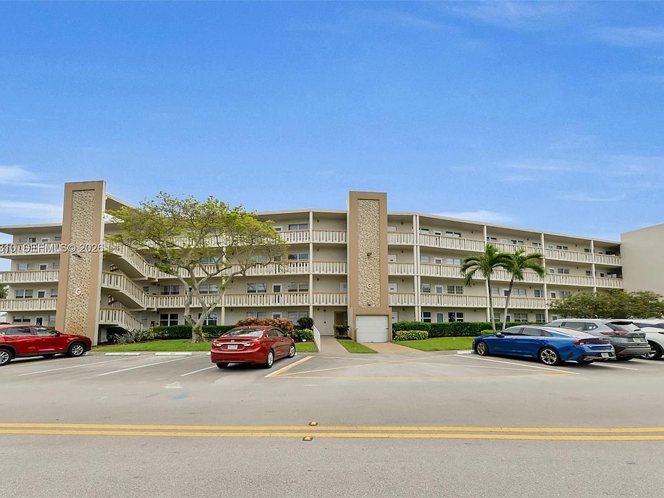 1st image of 3013 Ventnor Dr #3-G
