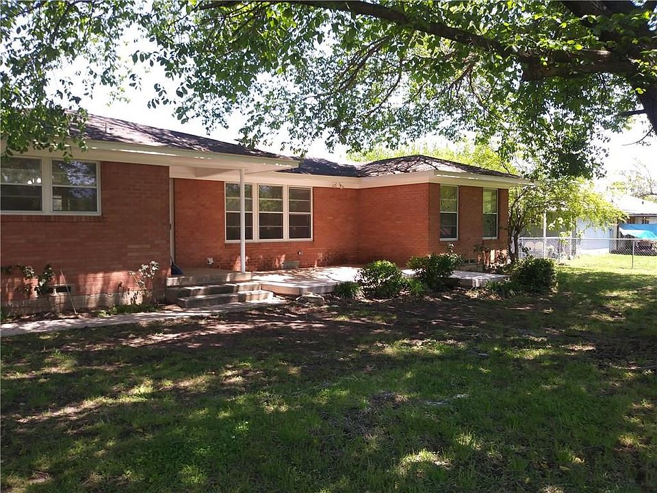 1st image of 1312 Sherman Dr