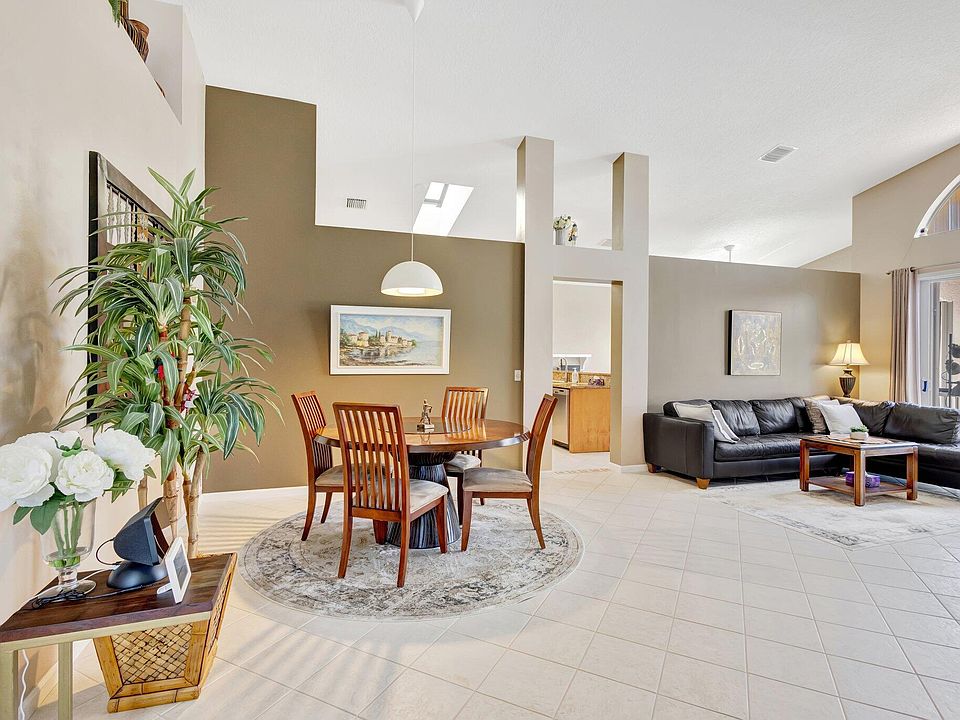 1st image of 3090 SE Brierwood Place