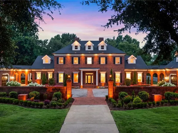 555 Tullamore Way, Milton, GA 30004