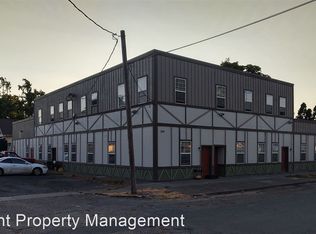 200 Railroad Ave #10, Mount Angel, OR 97362