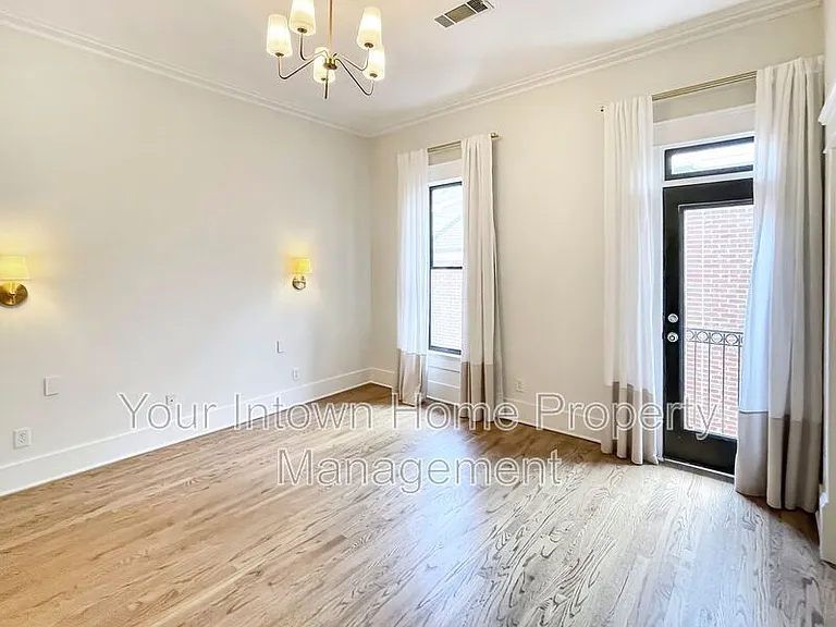 1867 Gordon Mnr NE — Photo 21