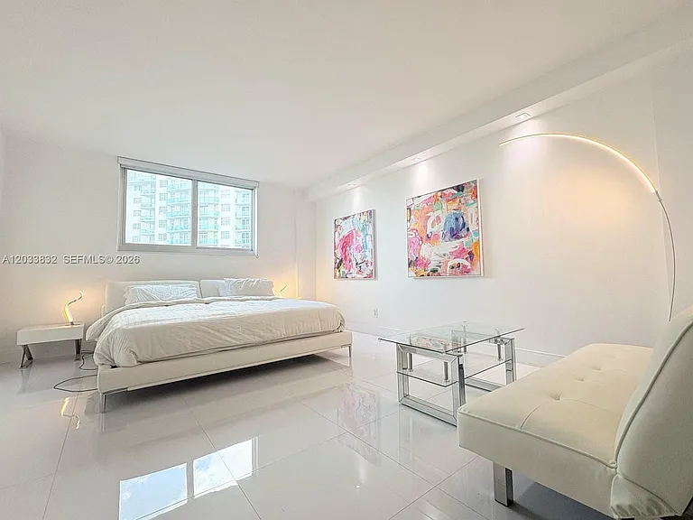 19380 Collins Ave #827 — Photo 10