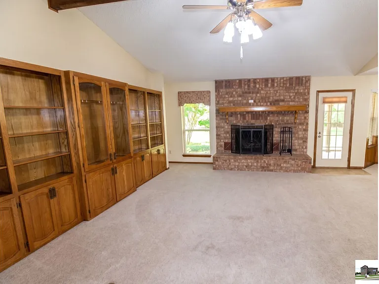 3007 Homer Cir — Photo 2