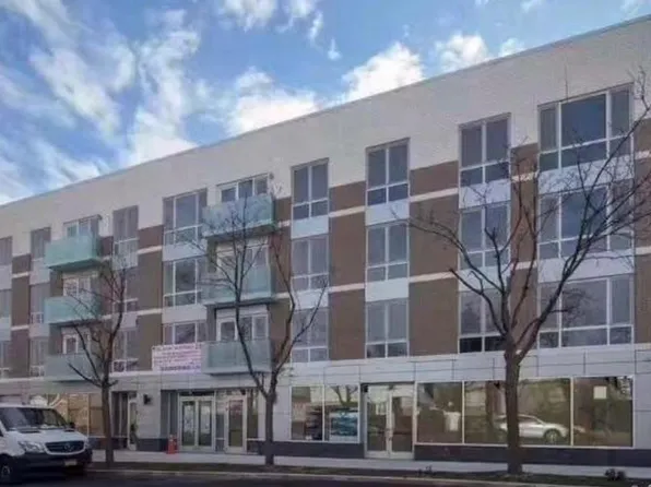 158-15 Union Turnpike #2D, Fresh Meadows, NY 11366