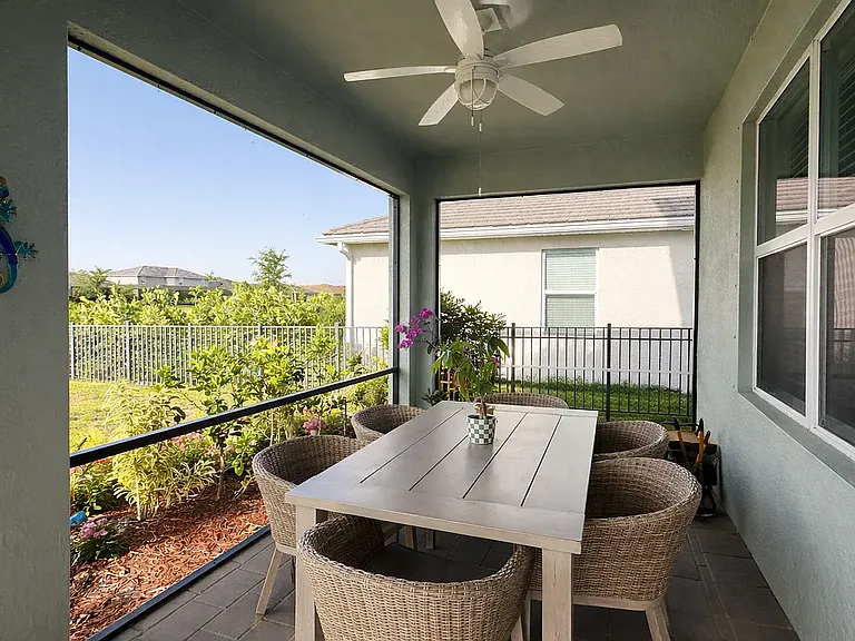 2556 Kona Way — Photo 12