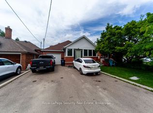 44 Woodgate Dr, Toronto, ON M6N4W3