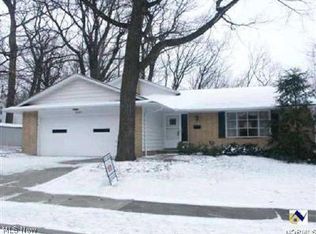 19490 Delaware Ct, Euclid, OH 44117