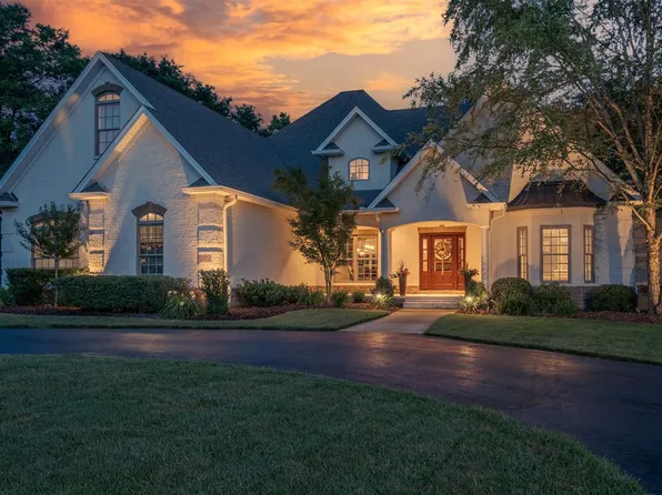2972 Crossridge Ct, Bowling Green, KY 42104
