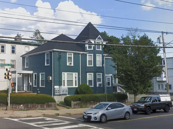 440 Pleasant St #1B, Malden, MA 02148