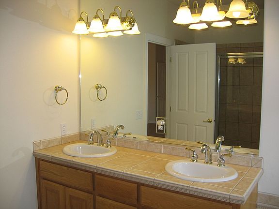 Master Bath, Tuke Floors & Counters