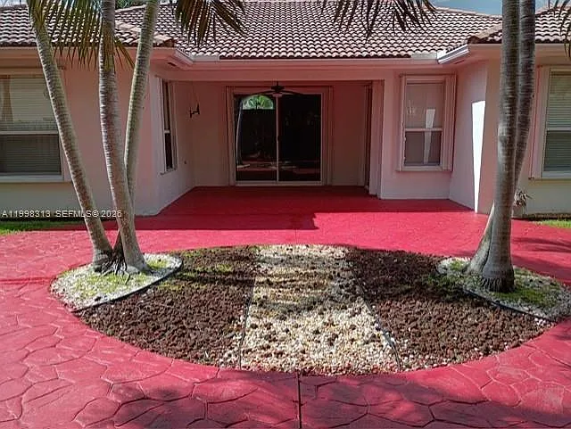 15761 SW 148th Ter — Photo 16