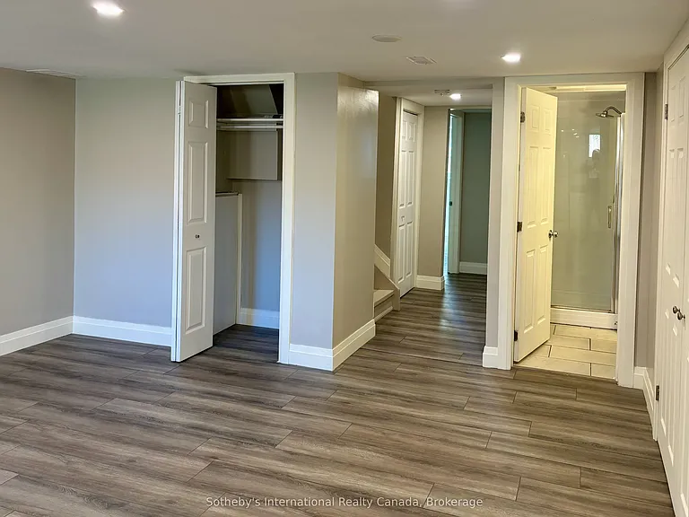 55 Courtice Cres #2 — Photo 7