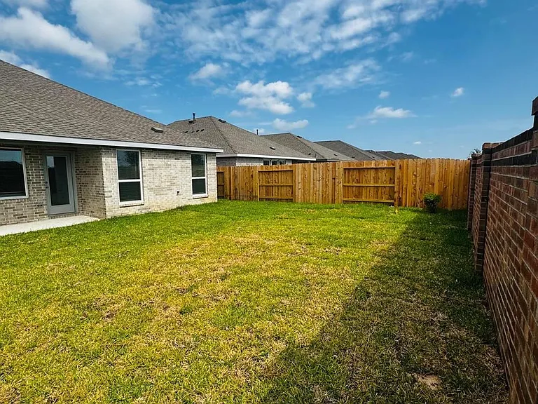 3008 Pintail Green Dr — Photo 18