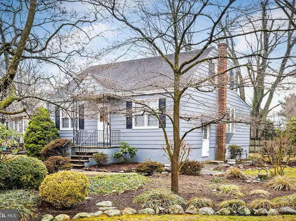 807 Station Ave, Mount Ephraim, NJ 08059