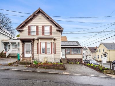 48 Barrington St, Lowell, MA, 01852