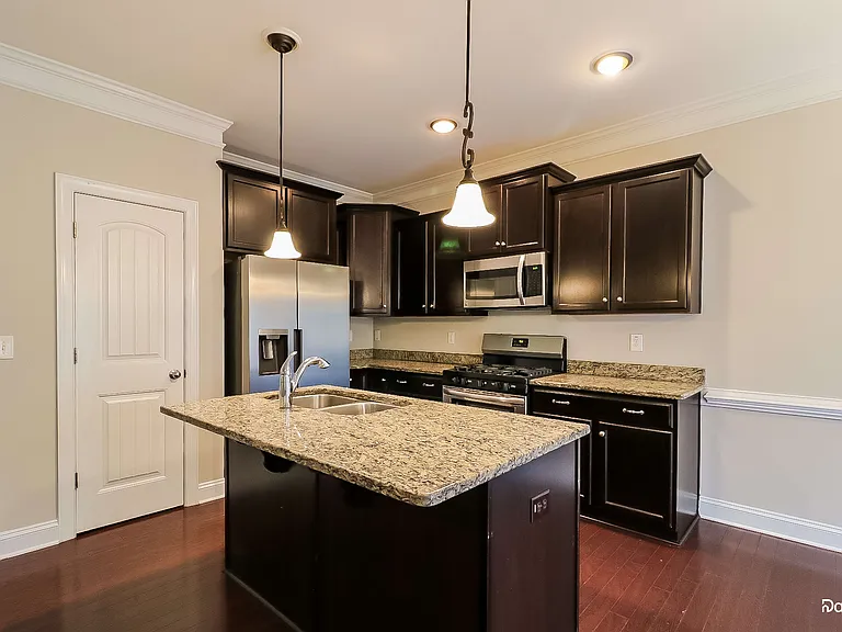 217 Willow Weald Ct — Photo 5