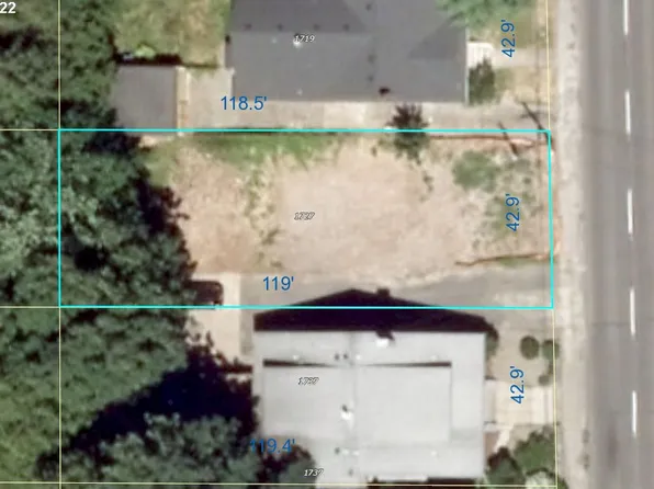 1727 SE Cesar E Chavez Blvd, Portland, OR 97214