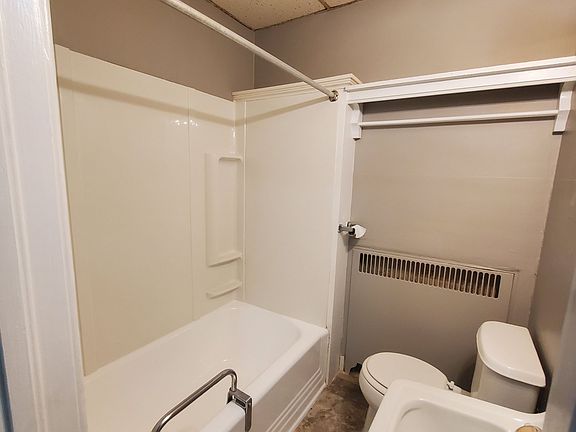 5th image of 1400 Garfield St APT C