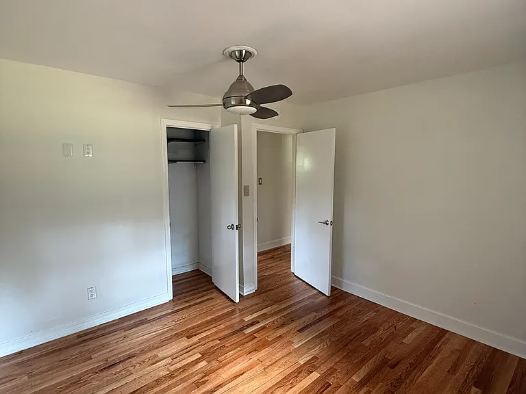 106 Brookwood Dr — Photo 14