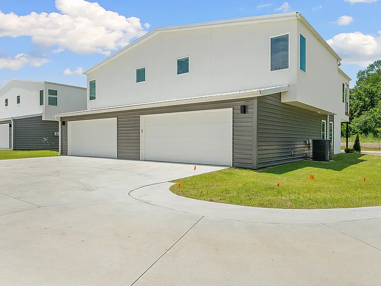 Horizon Line Dr — Photo 2