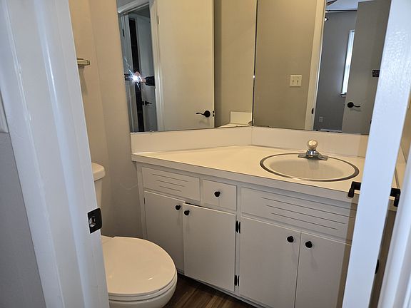 1/2 bath in master bedroom