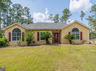 301 Ridge Ln, Douglas, GA 31533