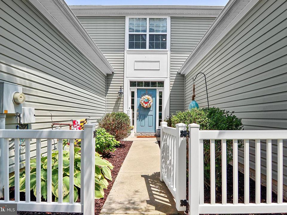 1st image of 29053 Superior Cir