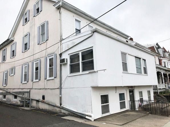 120 Main St #4