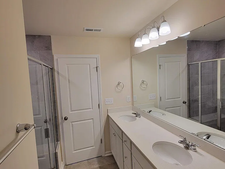 424 Glen Clova Dr — Photo 15
