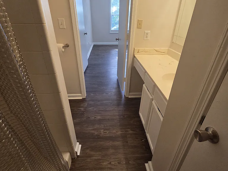 6043 Green Forest Dr — Photo 16