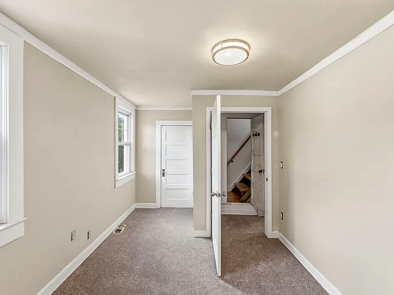 9 Belden Pl — Photo 13