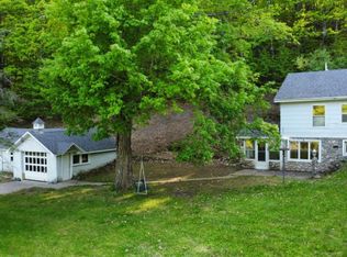 2731 N Lakeshore Dr, Harrisville, MI 48740