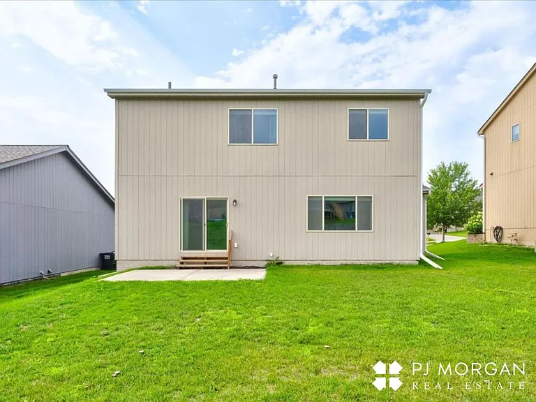 18726 Birchwood Ave — Photo 20