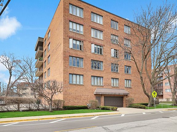 2nd image of 1389 Perry St APT 203