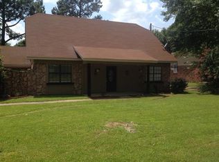 309 Longmeadow Dr, Ridgeland, MS 39157