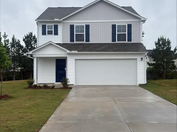 7021 Moss Creek Way, Rocky Mount, NC 27804