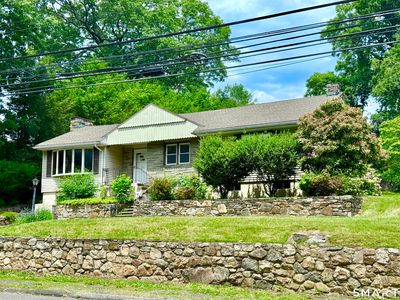 2326 Old Town Road, Bridgeport, CT, 06606