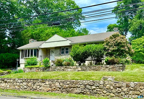2326 Old Town Rd Photo 1