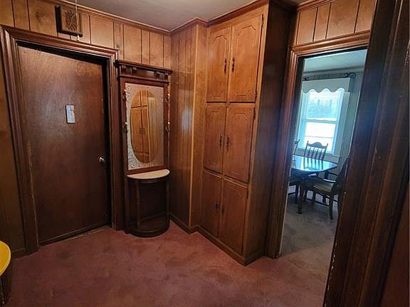 4th image of 310 N Washington Ave