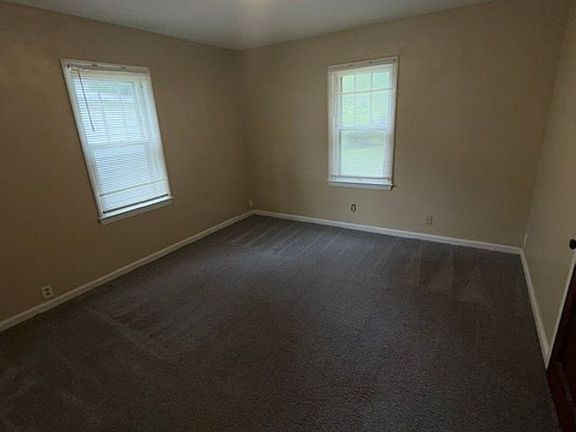4th image of 730 Bayard Park Dr